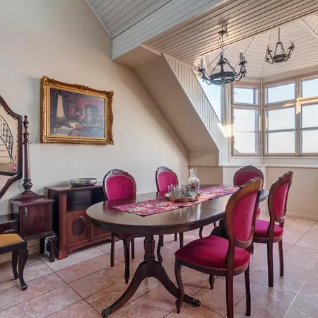 Donaticoeur Bellevue Apartment *